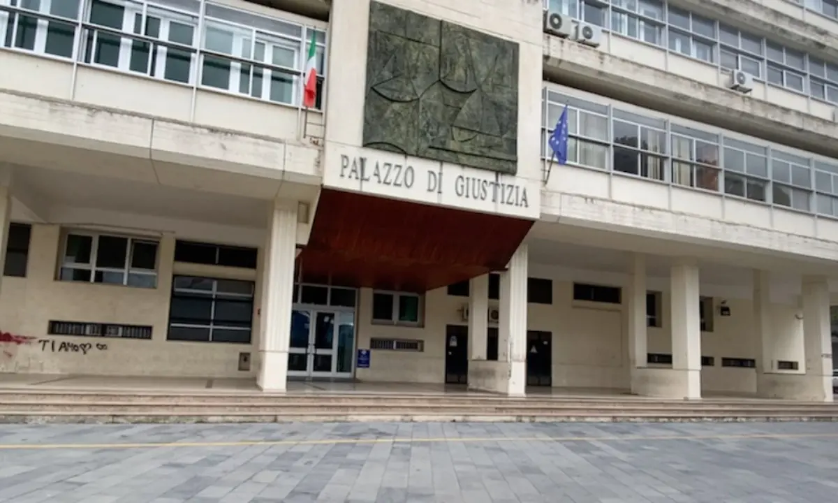 Riapertura tribunale Corigliano Rossano, scontro tra i deputati Forciniti e Scutellà: «Non previsti nè fondi nè riforme»