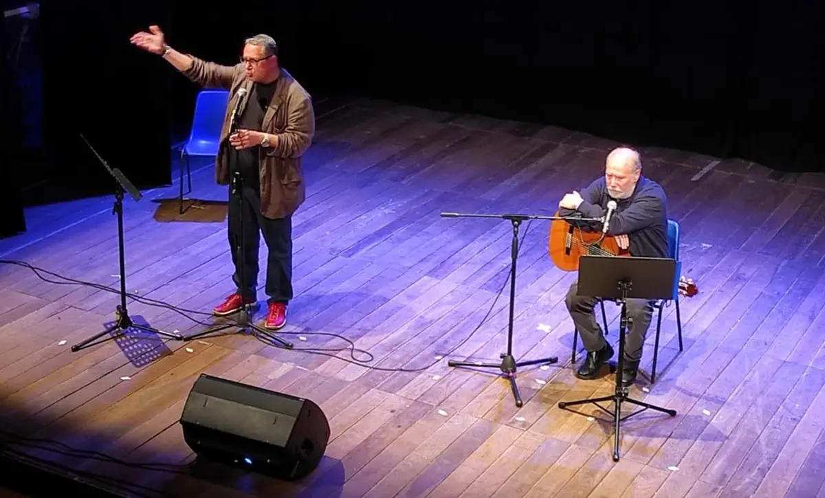 “Shalom, riflessioni e canzoni alla ricerca della pace”: successo per lo spettacolo di Marziale e Cionfoli