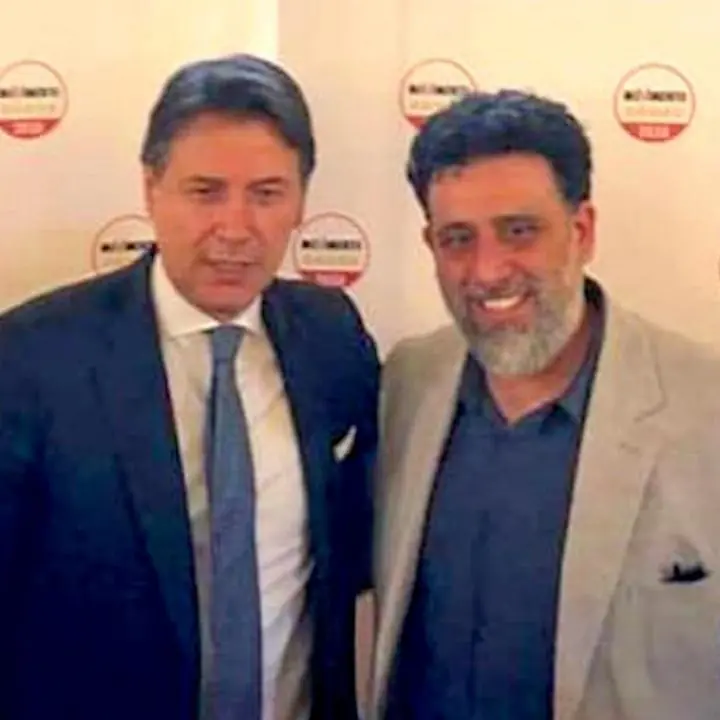 Il sigillo di Conte sulla lista dell’M5s a sostegno di Fiorita sindaco: «Appoggio totale»