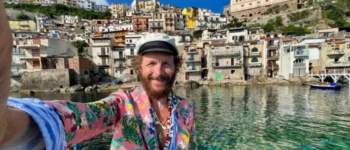 La lezione di Jovanotti: con un click ha realizzato la più bella promozione della Calabria