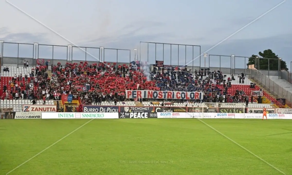 Playout Serie B, per il Cosenza ko amaro a Vicenza: ora serve una vittoria per salvarsi