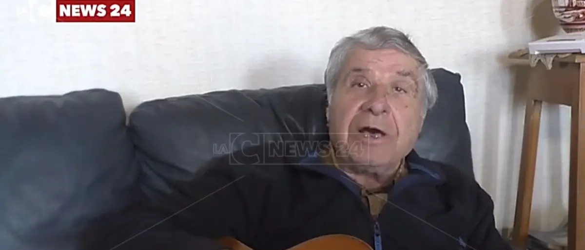 Lectio magistralis, lo spettacolo del cantastorie calabrese Otello Profazio all’Auditorium di Roma