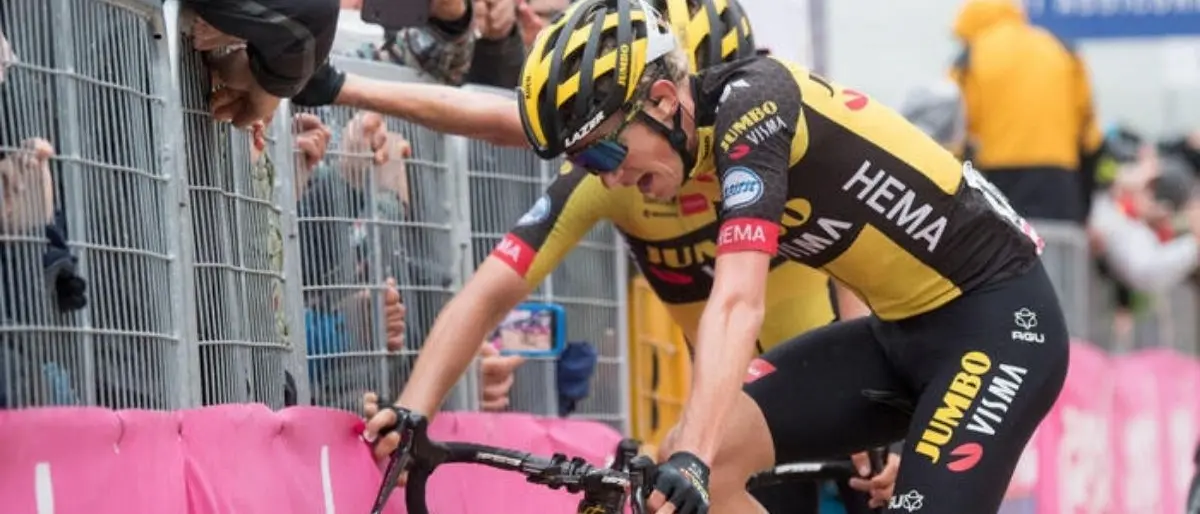 Giro d’Italia, Koen Bouwman vince la settima tappa partita questa mattina da Diamante