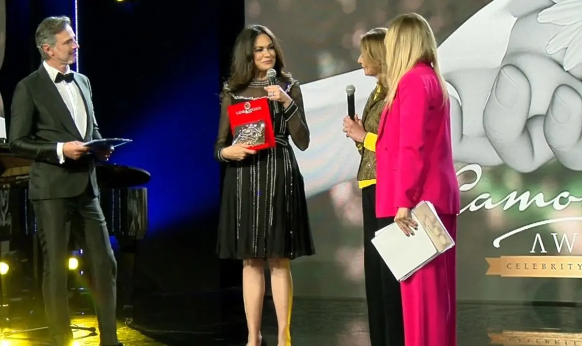 Un premio al coraggio delle donne, di Michele Affidato il Camomilla award per il Women for Women