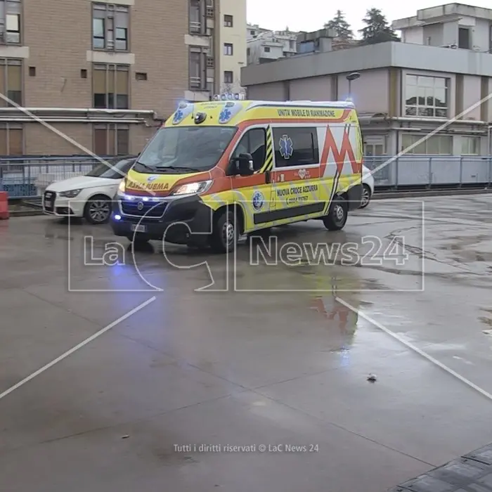 Ospedale Cosenza, la denuncia della Fismu: «La situazione è drammatica, mancano più di 50 medici»