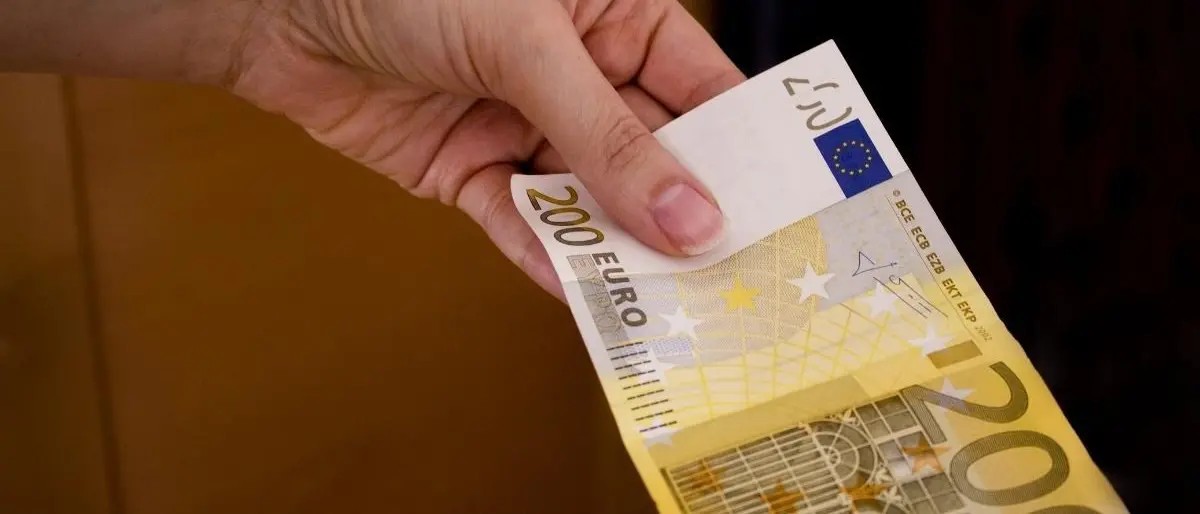 Bonus da 200 euro per metà degli italiani: ecco chi ne ha diritto e come verrà erogato