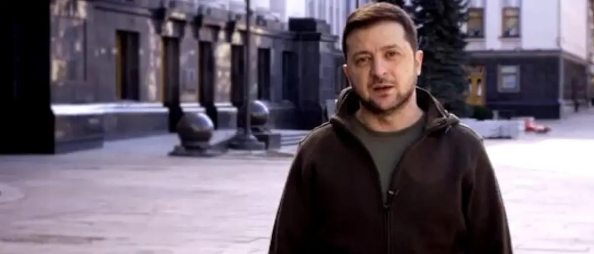 Ucraina, la Russia usa armi laser? Zelensky: «È la prova che hanno fallito l’invasione» - LIVE