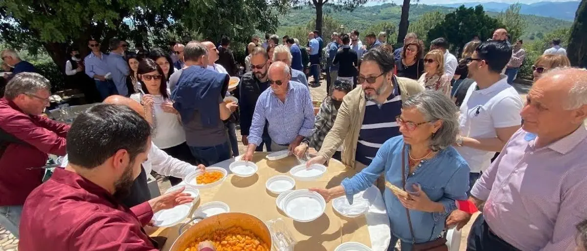 Calopezzati, Slow food presenta la guida extravergini: 36 etichette calabresi presenti all’evento