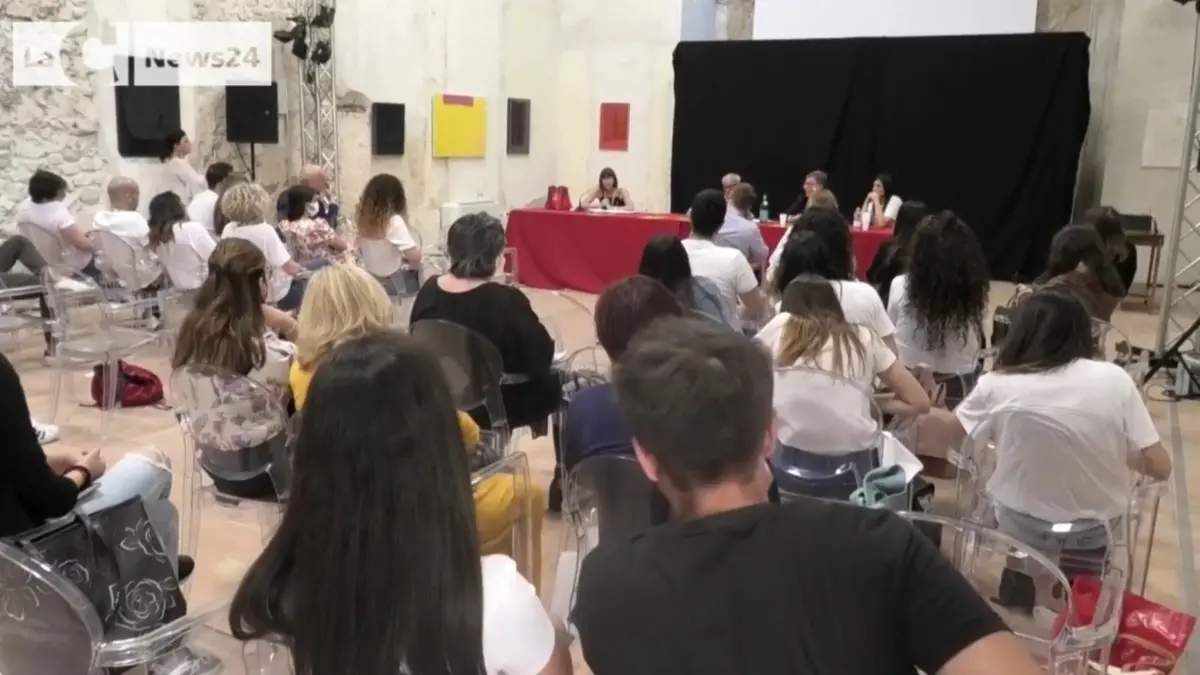 Festival dei 5 colori a Tropea, premio per Piero Angela e per il professore di Harvard Willet