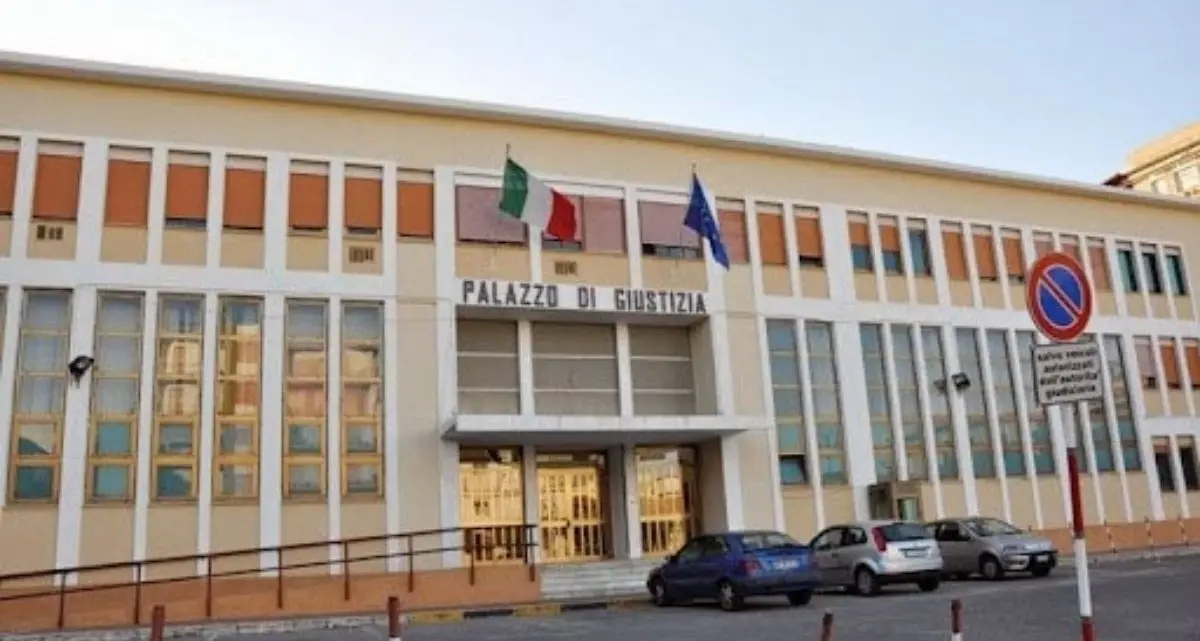 Morì sotto un trattore a Locri, i giudici: «Lavoratore senza presidi di sicurezza»\n