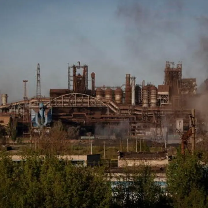 Ucraina, la Russia: «Presa l’acciaieria di Mariupol, gli ultimi 531 militari si sono arresi oggi» – LIVE