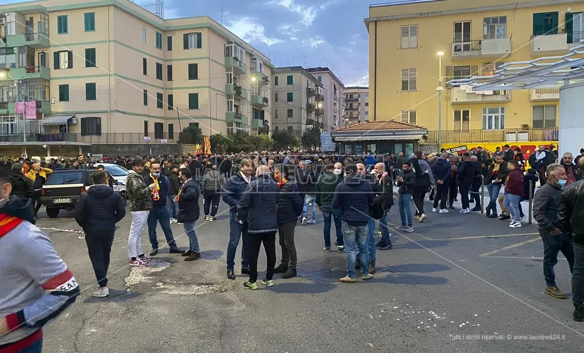 Catanzaro-Padova, limitazioni al traffico e divieto di vendita e consumo di superalcolici: le ordinanze