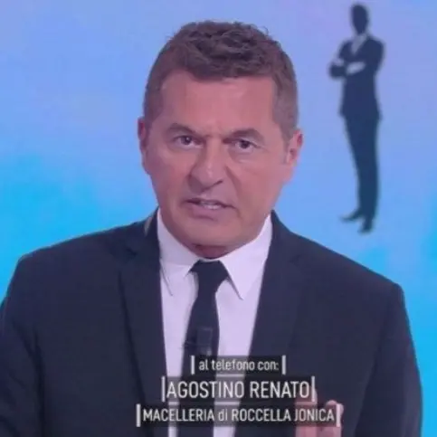 Un macellaio di Roccella Jonica protagonista dello scherzo di Teo Mammucari alle Iene