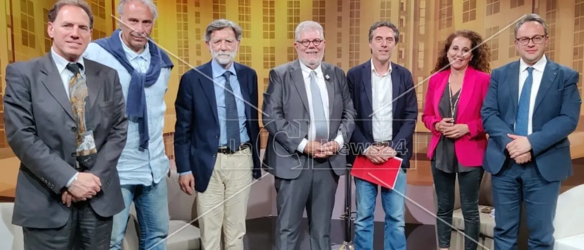 Il confronto in Tv dei 6 candidati a sindaco di Catanzaro: Talerico e Donato accendono la miccia su LaC