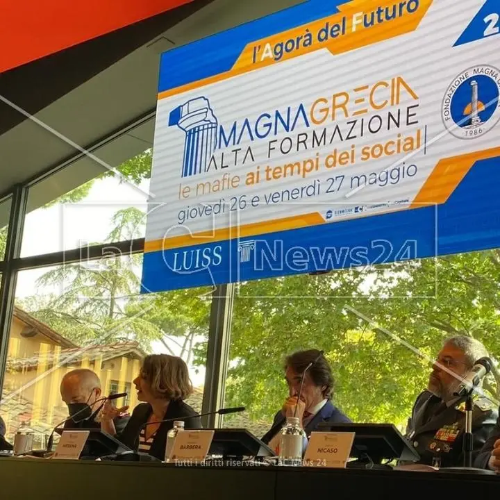 Oggi le mafie parlano sui social: «Servono nuovi strumenti per combatterle»