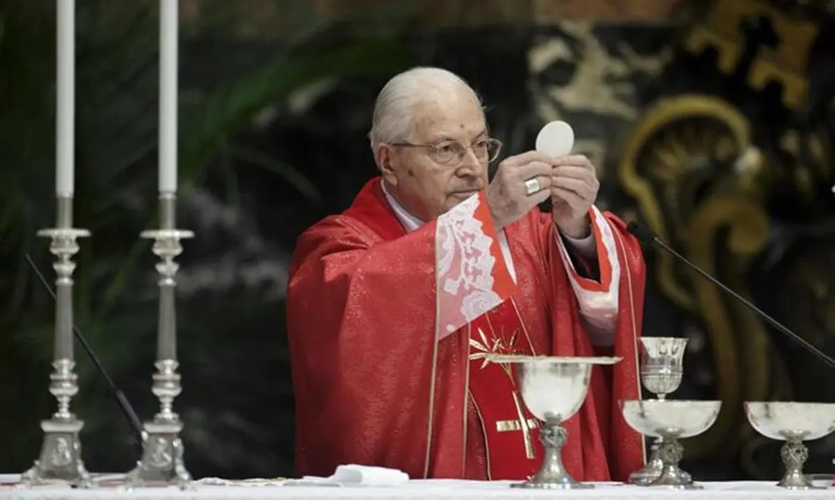 Morto il cardinale Angelo Sodano, è stato segretario di Stato con due papi