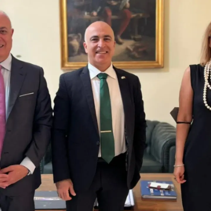 Tappa in Calabria per l’ambasciatore d’Israele: «Rafforziamo i legami su industria, agricoltura e sicurezza»