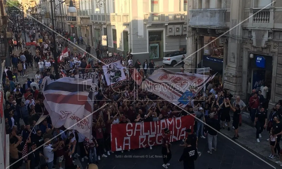 Reggina, bilancio presentato e quadro definito: 3 milioni subito per restare in Serie B