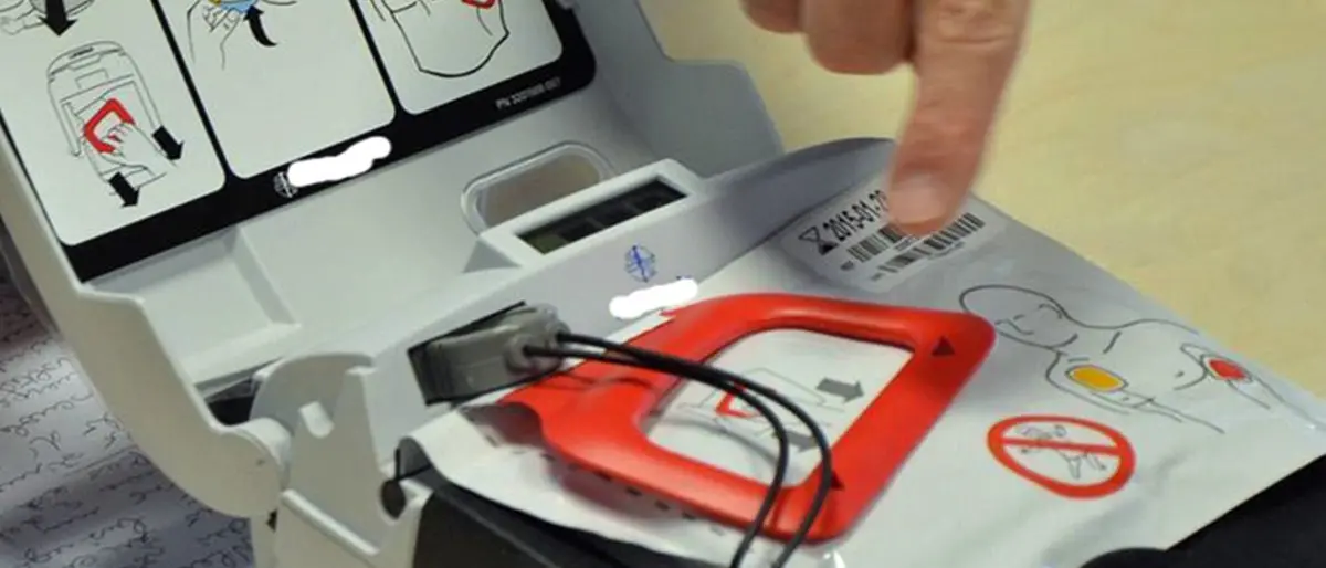 A Crotone il primo soccorso a scuola: trenta studenti imparano a usare il defibrillatore