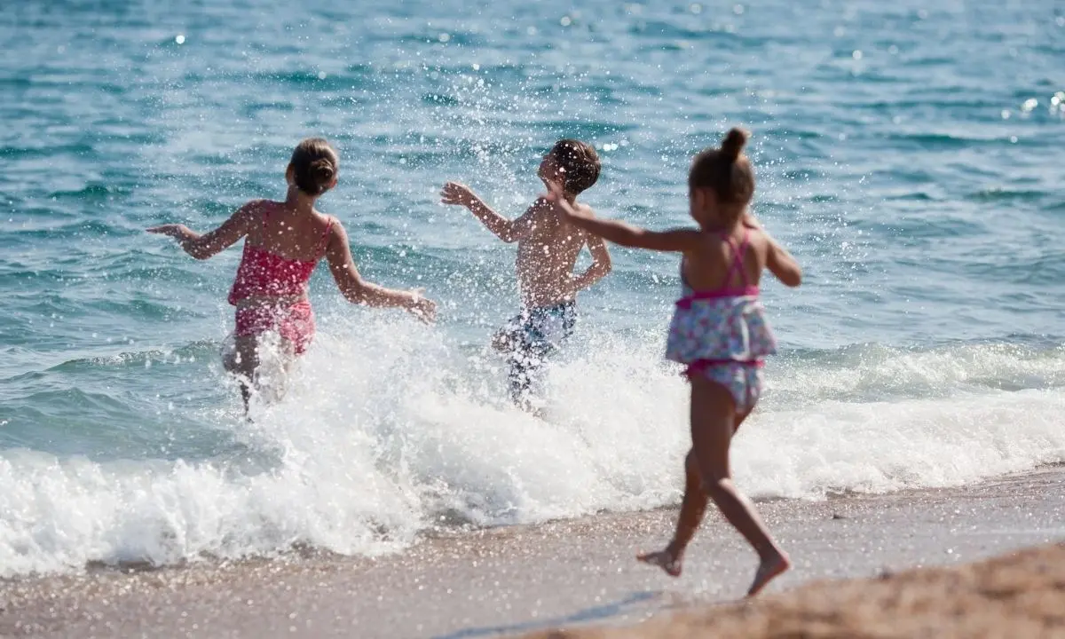 In Calabria le migliori spiagge a misura di bambino, è la regione con più Bandiere verdi: ecco dove