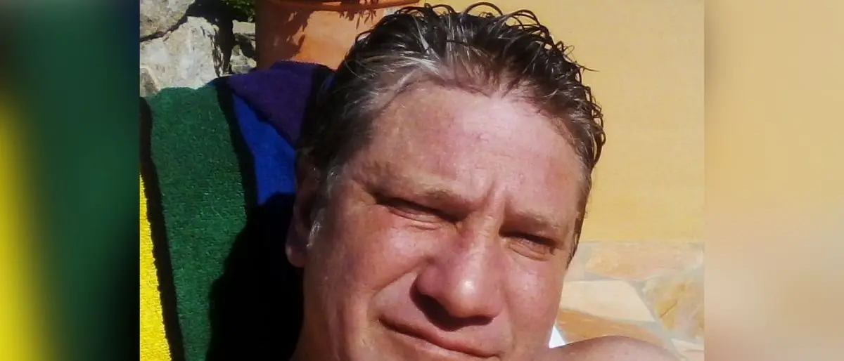 Morto in casa a Roma l’attore Roberto Brunetti, “Er Patata” aveva recitato in Fuochi d’artificio e Romanzo Criminale