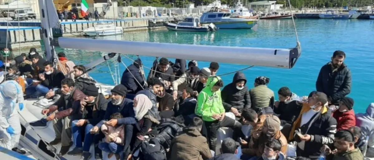 Ennesimo sbarco nella Locride: giunti a Roccella Jonica altri 63 migranti