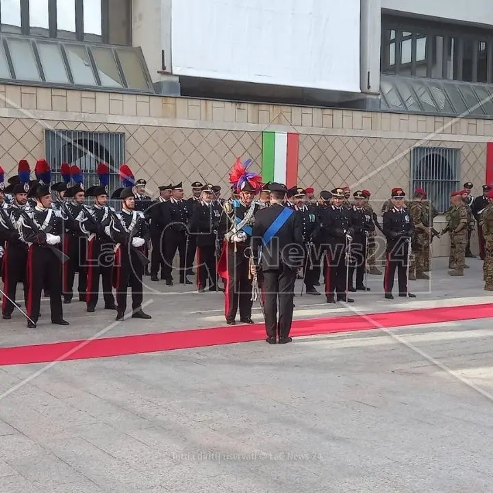 I 208 anni dell’Arma dei Carabinieri, il generale Salsano: «La gente si fida di noi, ma dobbiamo meritarlo»