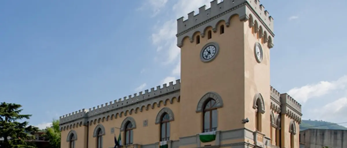 Verso lo scioglimento del Comune: sette consiglieri su dieci si sono dimessi