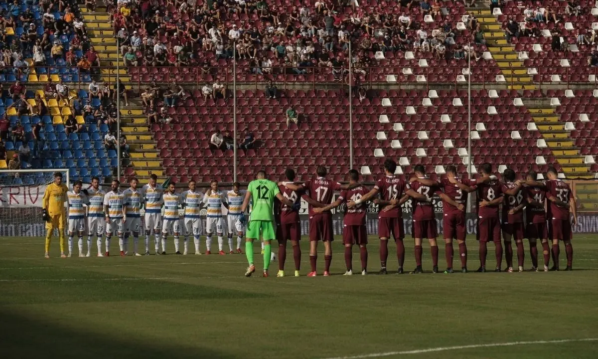 Reggina, trattative ancora in stand by: le ultime notizie sul passaggio di proprietà