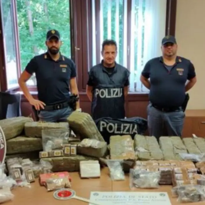 Arresti in Lombardia per droga: le bande garantivano ai pusher auto aziendale, finanziamenti e anche il tfr
