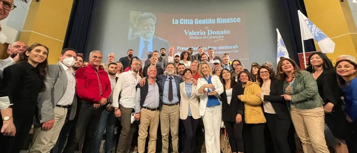 Donato lancia la “seconda” campagna elettorale: «Chiediamo un ultimo sforzo alla città»