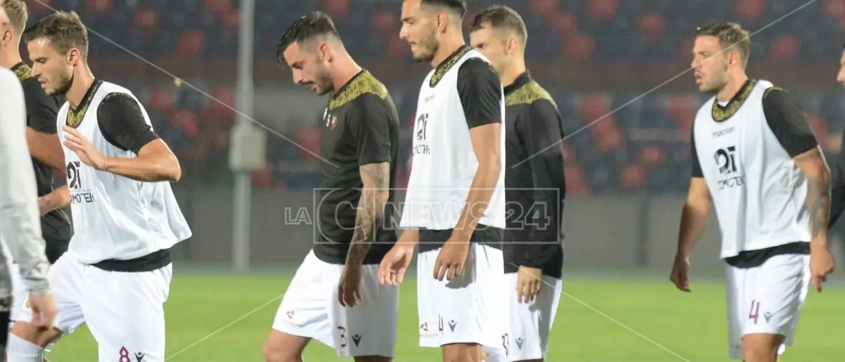 Reggina: dopo closing e iscrizione, servirà programmare ritiro e stagione