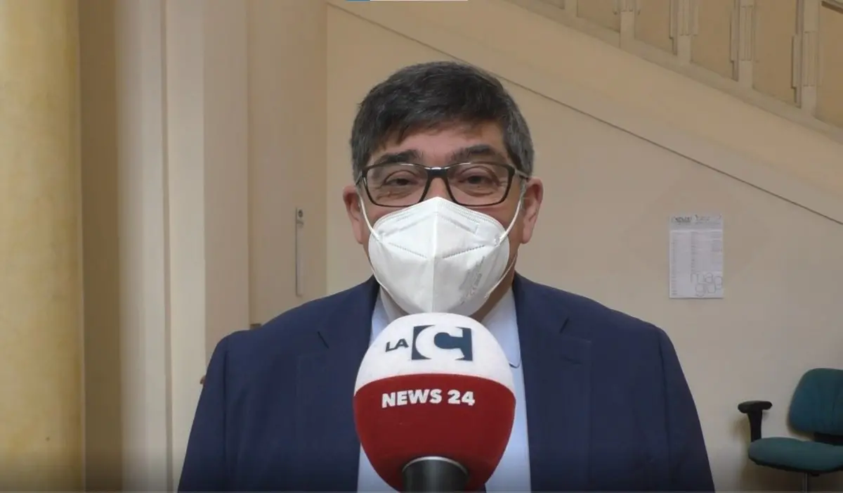 Reggio Calabria, scritte offensive contro il presidente dell’Autorità portuale dello Stretto Mario Mega