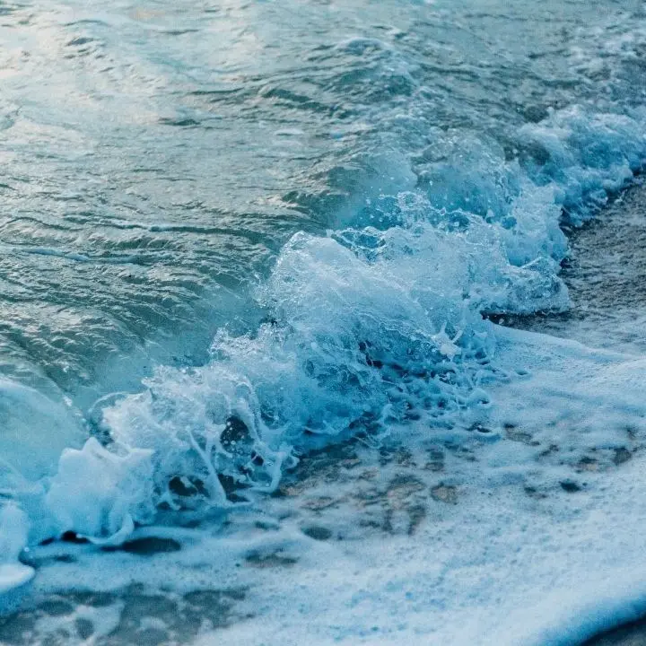 Sale livello mari, Mediterraneo su fino a 1 metro entro 2100: rischio aree sommerse e tsunami