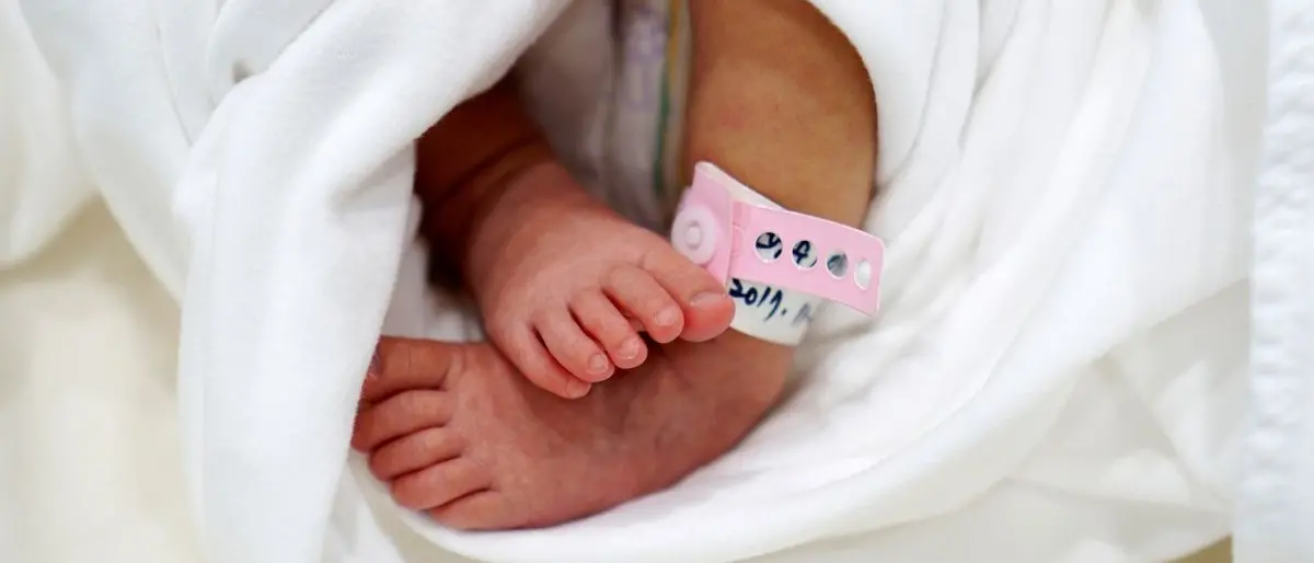 Doppio cognome ai figli senza l’accordo dei genitori, una circolare del Viminale spiega come funziona