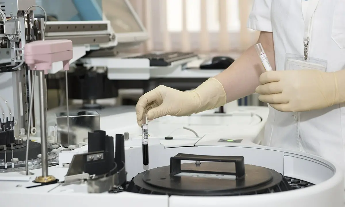 Arriva la variante Omicron 5: ancora non prevalente ma diffusa al 10%