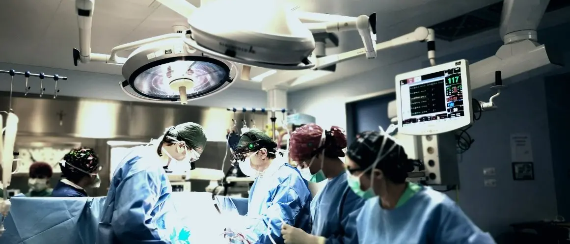 I medici del Gom di Reggio salvano 40enne vibonese dopo infarto e rottura di cuore