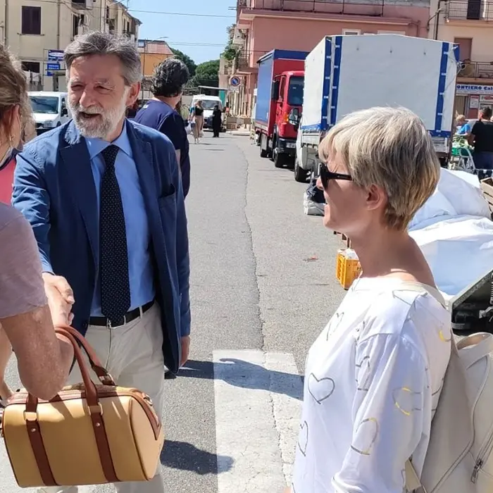 Catanzaro, il candidato Donato in visita nei quartieri: «Al fianco di chi è costretto a pietire i propri diritti»