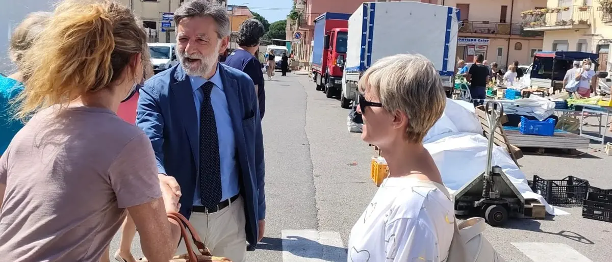 Catanzaro, il candidato Donato in visita nei quartieri: «Al fianco di chi è costretto a pietire i propri diritti»