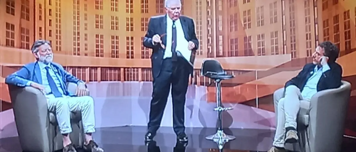 Donato e Fiorita si affrontano a Pubblica Piazza: scontro diretto per l’elezione del sindaco