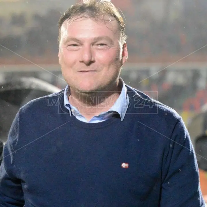 Reggina, domani incontro con la stampa sulle novità societarie. Taibi al lavoro fra rinnovi e mercato