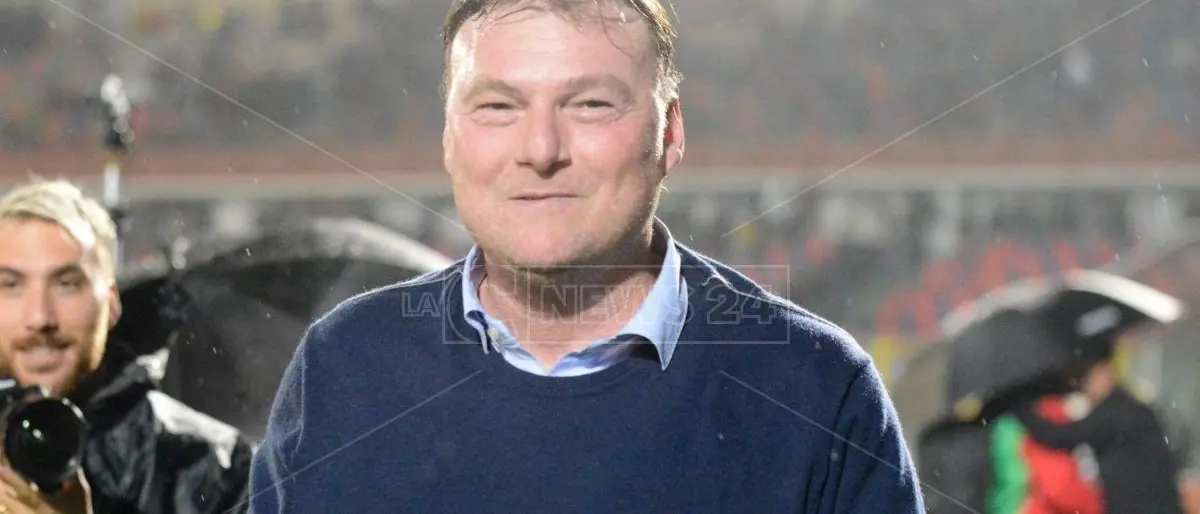 Reggina, domani incontro con la stampa sulle novità societarie. Taibi al lavoro fra rinnovi e mercato