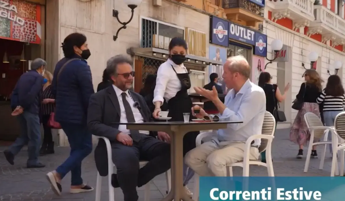 Dialogo in musica, il maestro Perri si racconta davanti a un caffè nel format targato LaC
