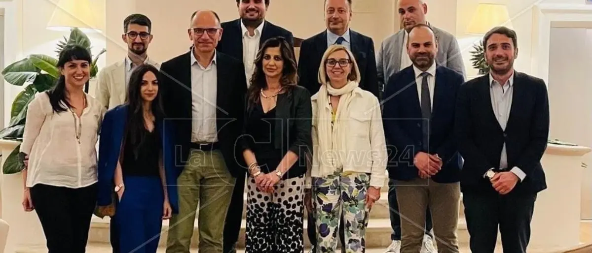 Pd calabrese in brodo di giuggiole, i 5 segretari provinciali: «La destra si può battere, lo abbiamo dimostrato»