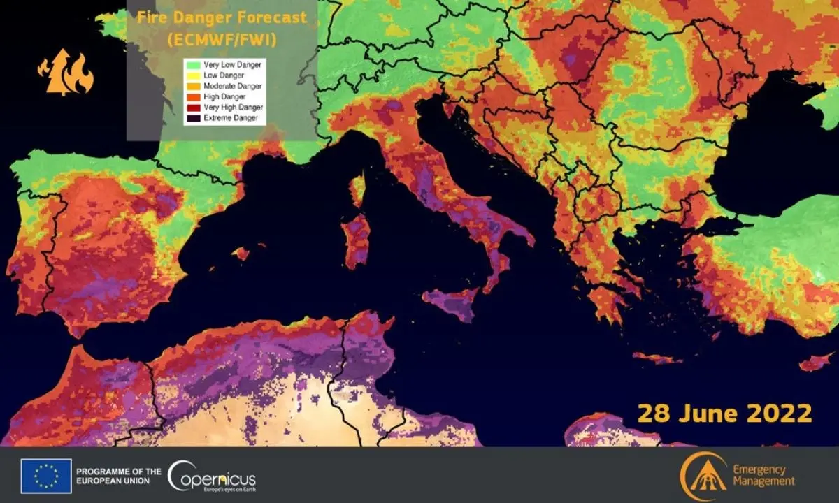 L’allarme dal satellite europeo che monitora il rischio incendi: “pericolo estremo”