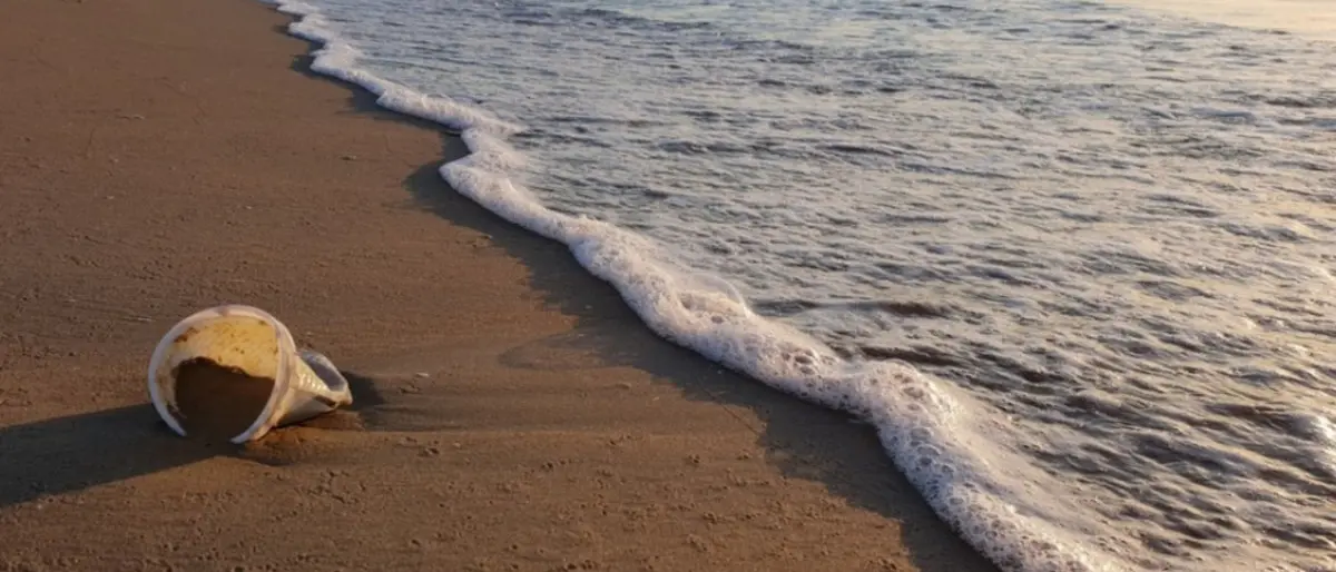 Cariati, per la pulizia del mare arriva l’innovativo bidone mangia-plastica