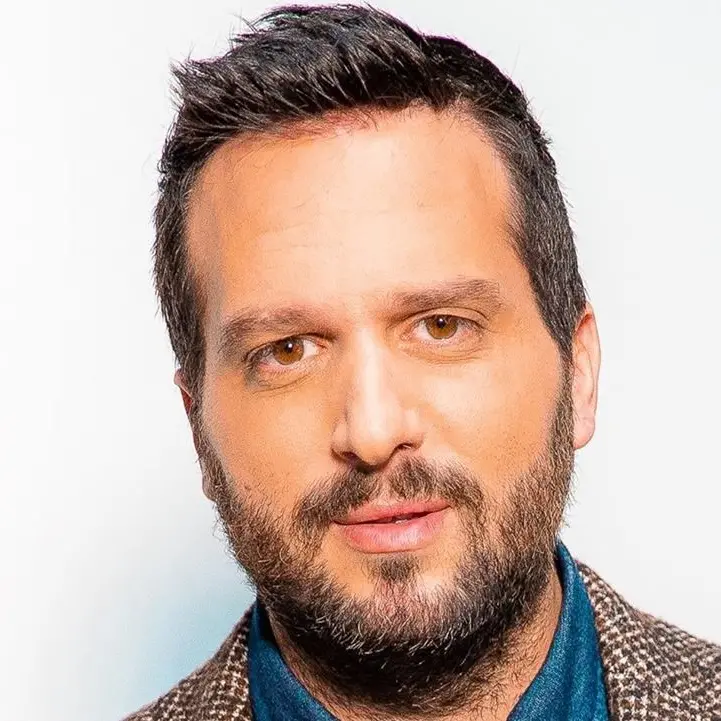 “Il male non è qui”, la caccia a Matteo Messina Denaro nel romanzo di Pecoraro: un’opera poderosa