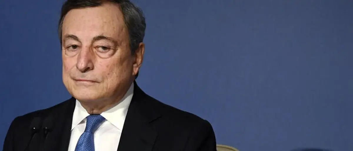 Draghi non ce lo meritiamo ma per fortuna c’è, tutti gli altri sono nani: ecco perché