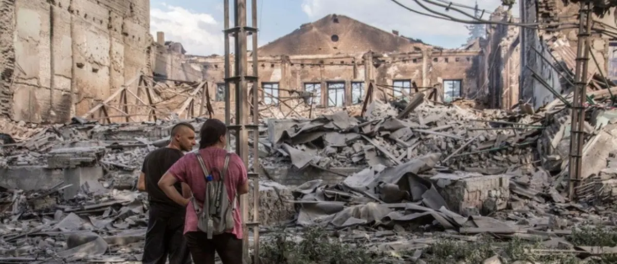 Guerra in Ucraina, missili russi su un condominio a Odessa: almeno 18 morti