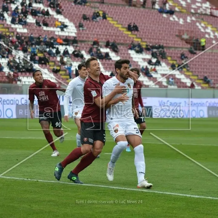 Ecco quando scenderanno in campo Cosenza e Reggina